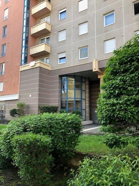 Appartement 1 pièce 38 m² · à Saint-Étienne · 38 m² · 495 €/mois