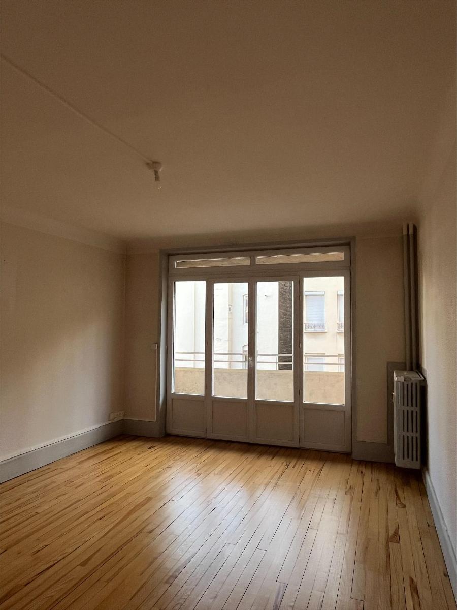 Appartement 2 pièces 61 m² · à Saint-Étienne · 61 m² · 650 €/mois